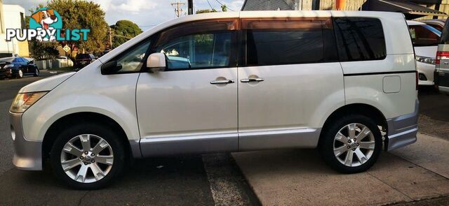 2008 MITSUBISHI DELICA D:5 ROADEST  COMMERCIAL