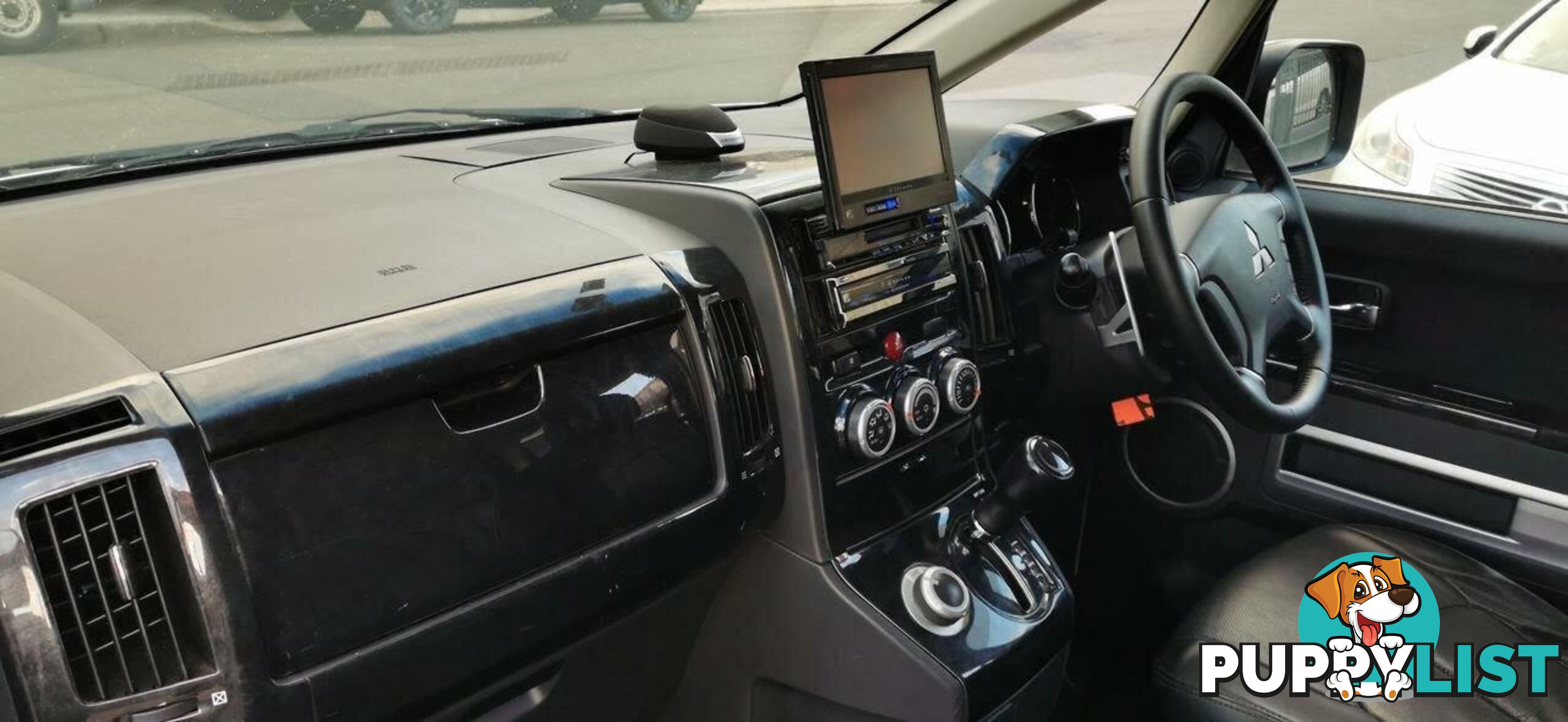 2008 MITSUBISHI DELICA D:5 ROADEST  COMMERCIAL