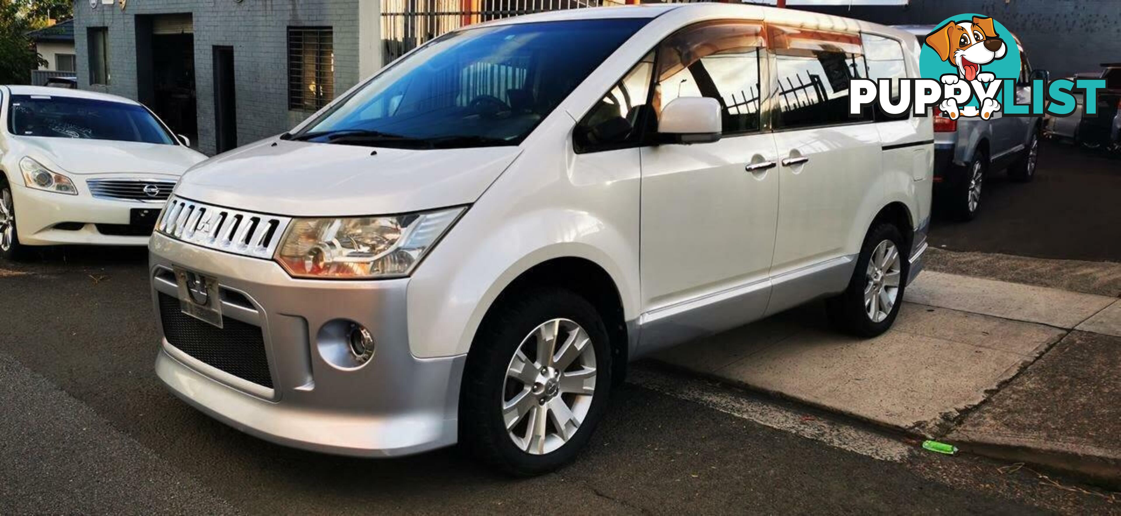2008 MITSUBISHI DELICA D:5 ROADEST  COMMERCIAL