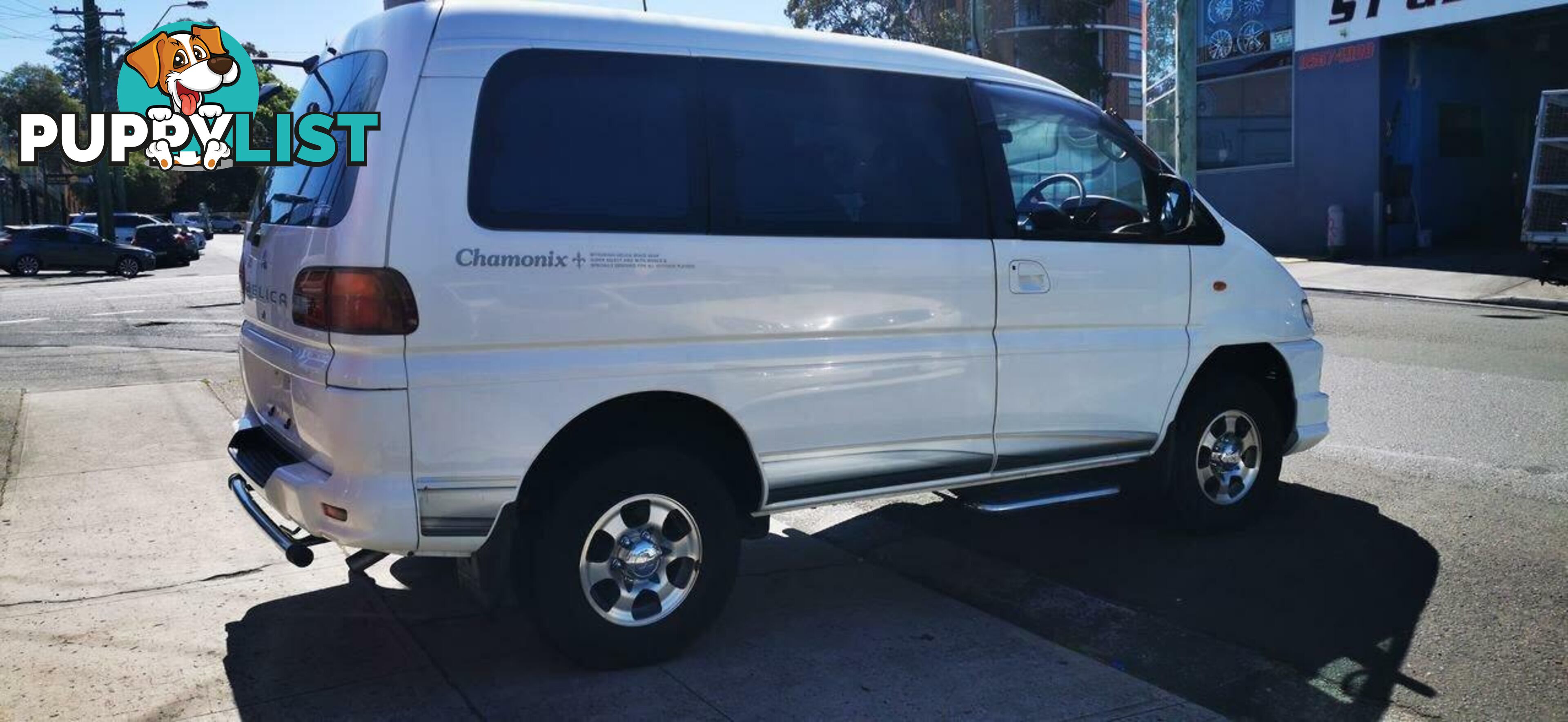 2004 MITSUBISHI DELICA (NO BADGE)  -