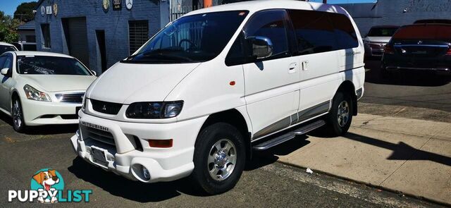 2004 MITSUBISHI DELICA (NO BADGE)  -