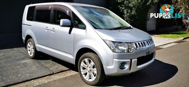 2011 MITSUBISHI DELICA D:5  -