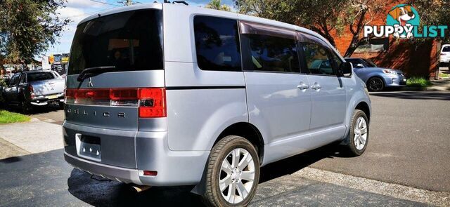 2011 MITSUBISHI DELICA D:5  -