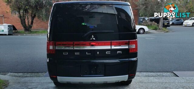 2011 MITSUBISHI DELICA D:5  -