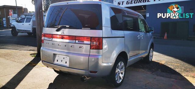 2009 MITSUBISHI DELICA D:5  COMMERCIAL