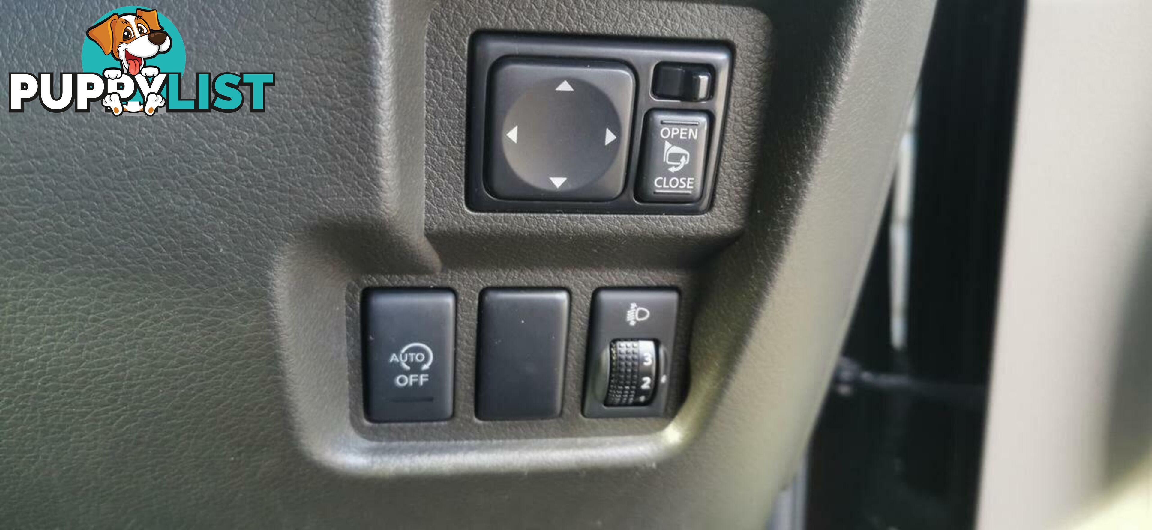 2013 NISSAN CUBE (NO BADGE)  WAGON