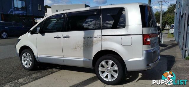 2008 MITSUBISHI DELICA D:5  -