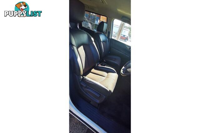 2010 NISSAN ELGRAND   OTHERCAR