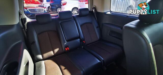 2010 NISSAN ELGRAND HIGHWAY STAR  COMMERCIAL