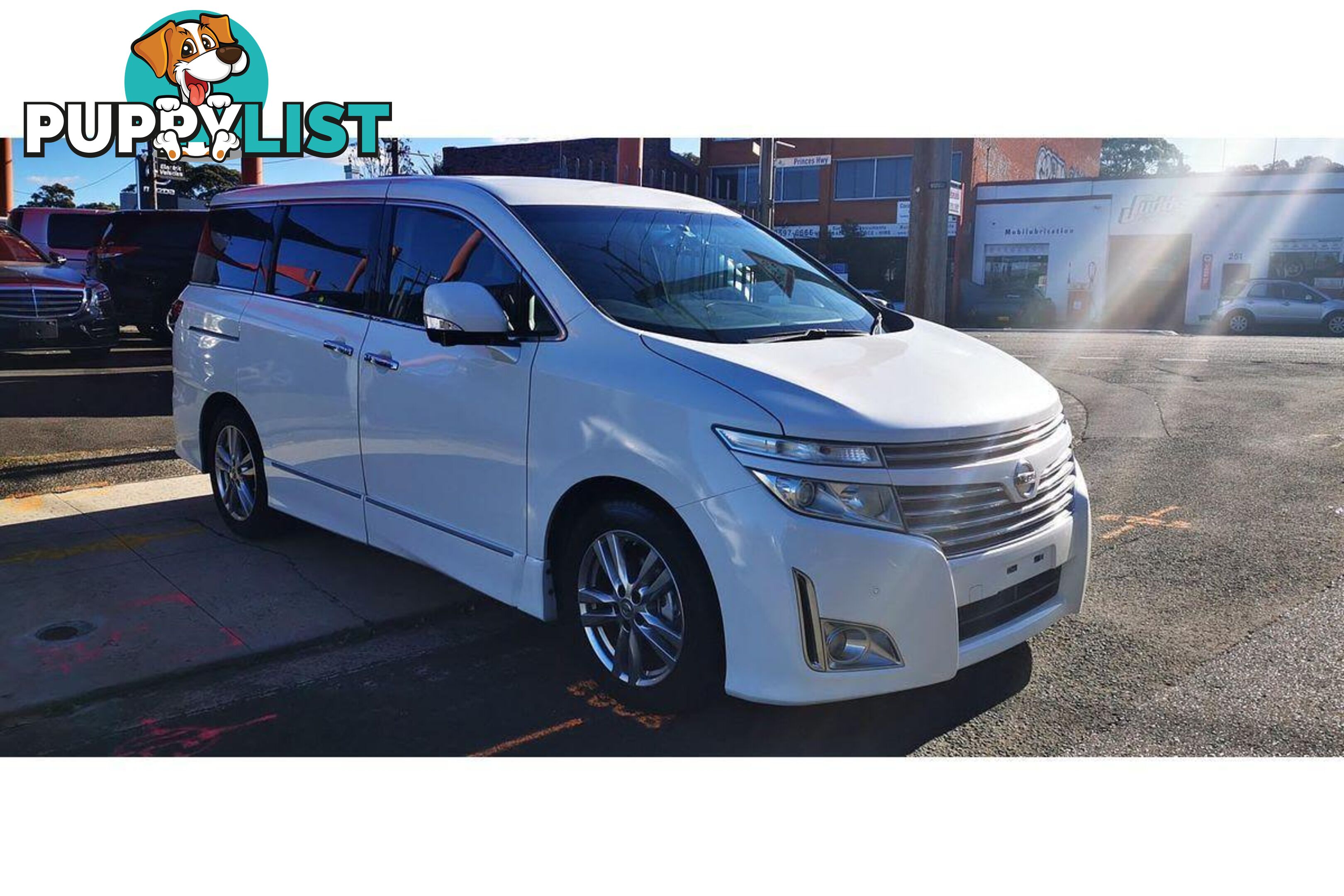 2010 NISSAN ELGRAND   OTHERCAR
