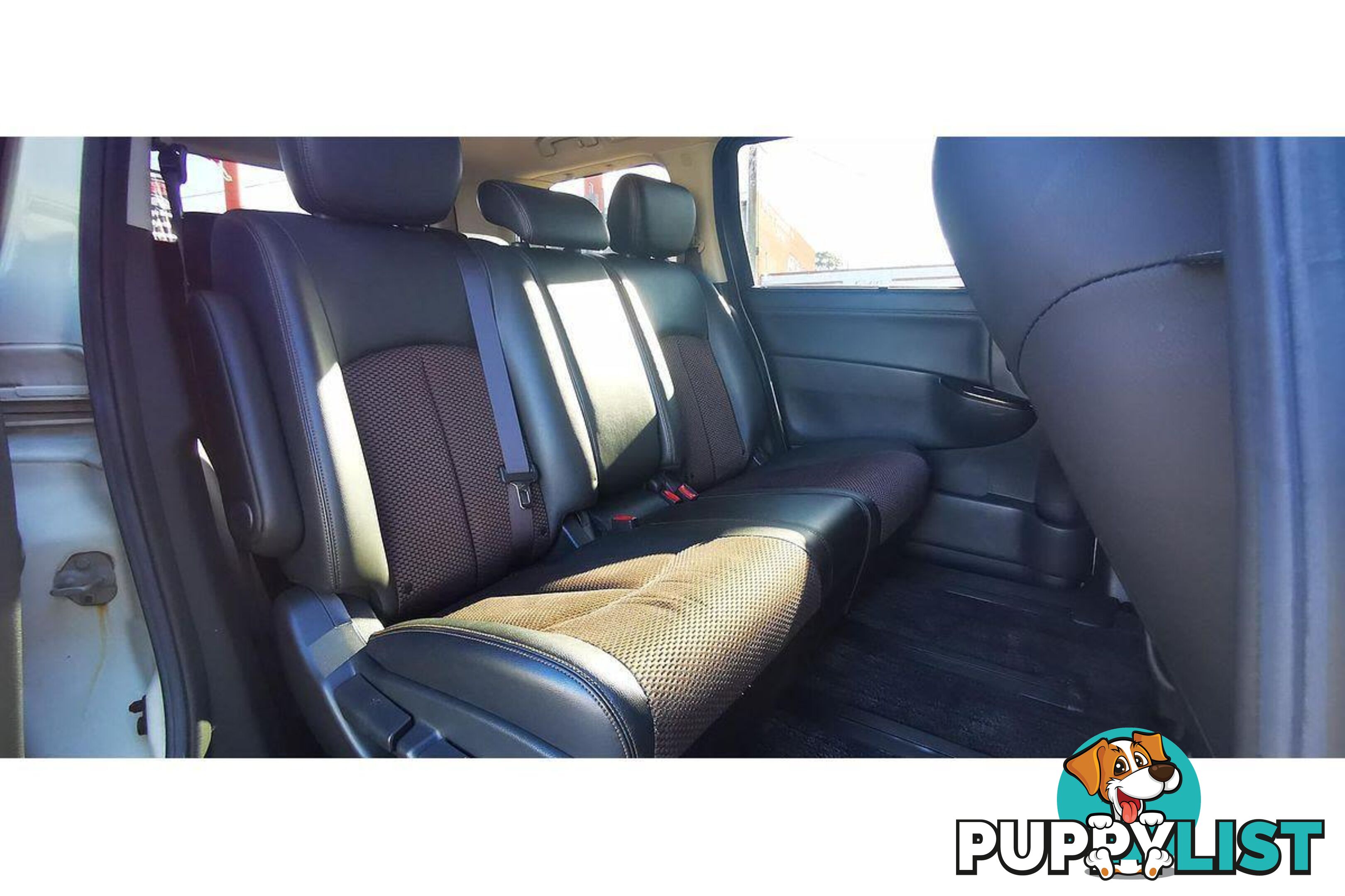 2010 NISSAN ELGRAND   OTHERCAR