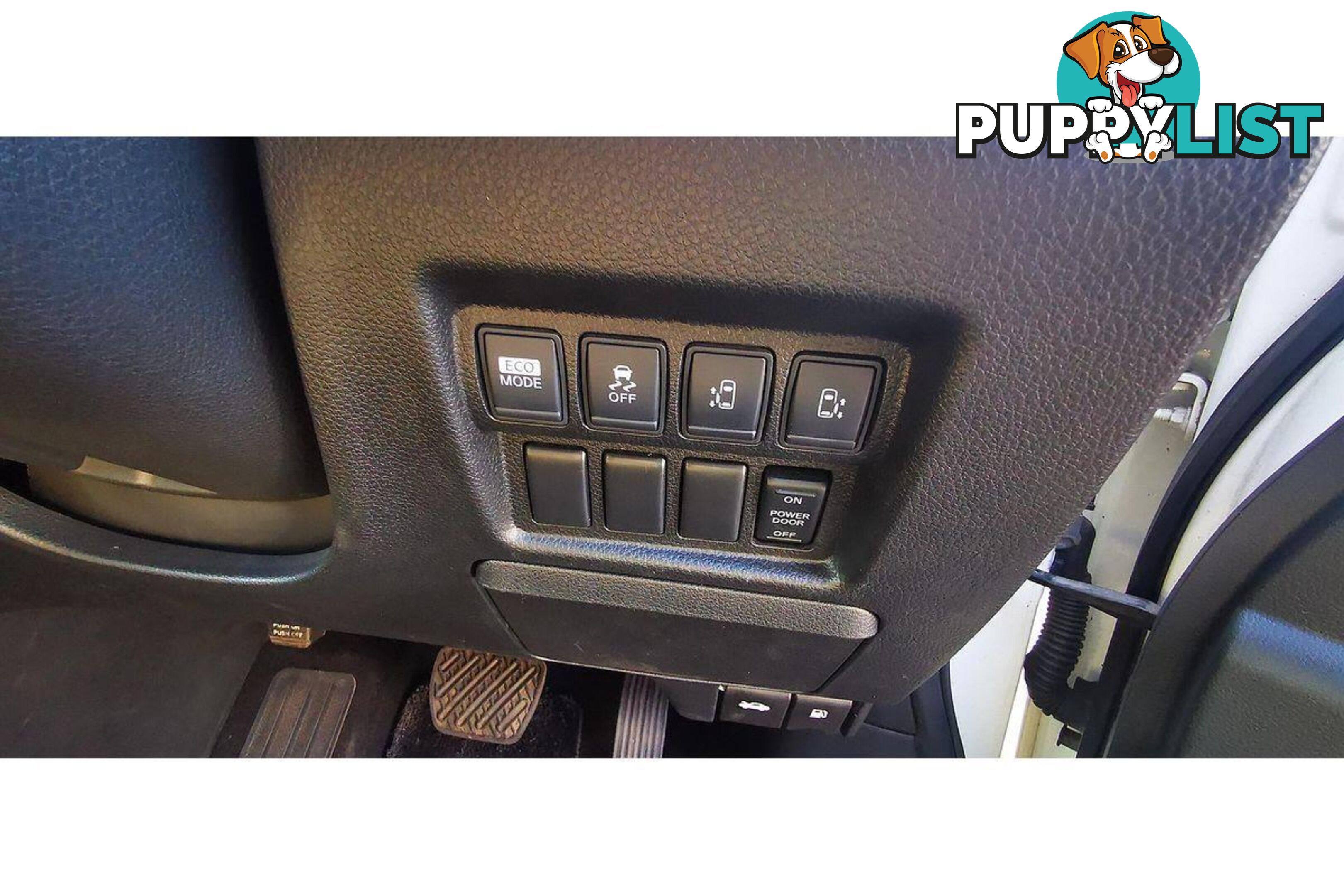 2010 NISSAN ELGRAND   OTHERCAR