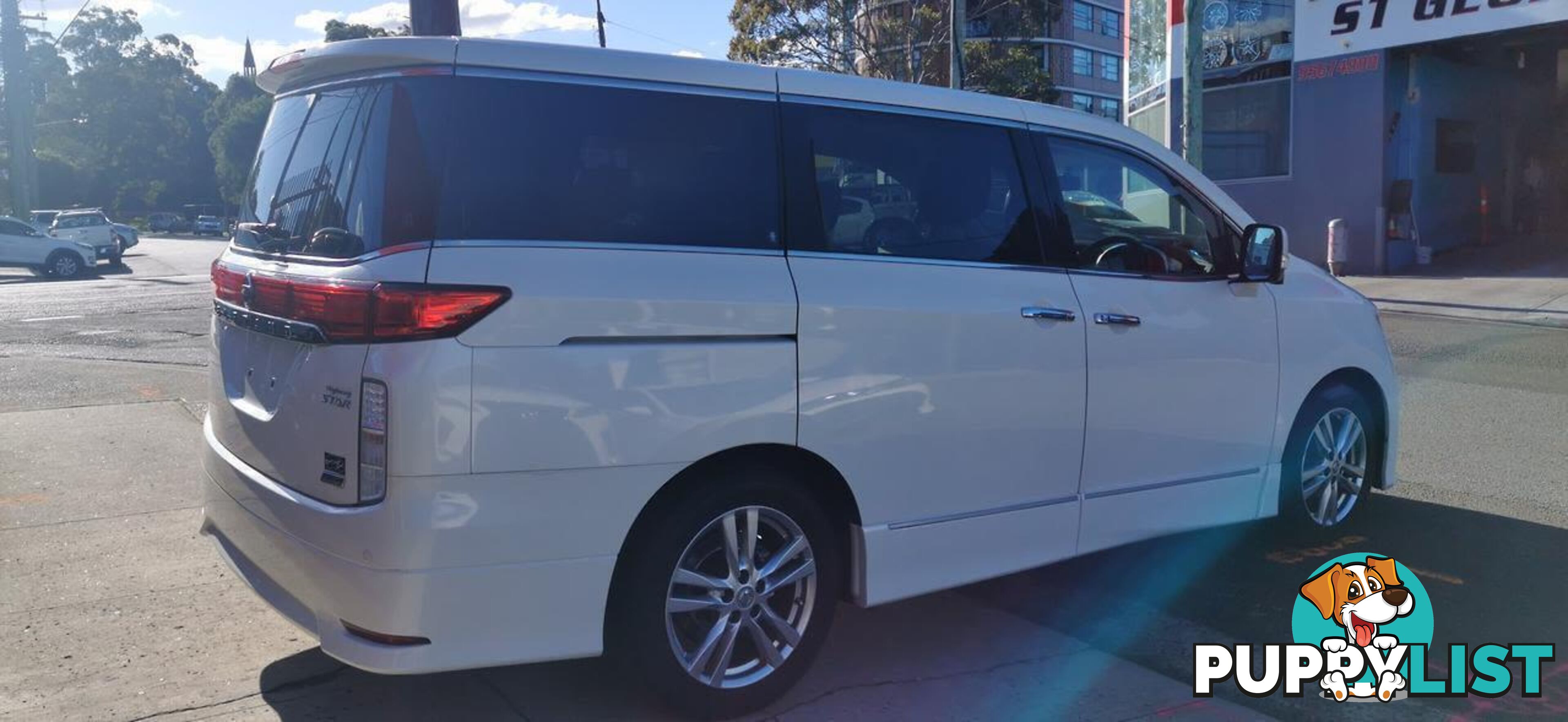 2010 NISSAN ELGRAND HIGHWAY STAR  COMMERCIAL