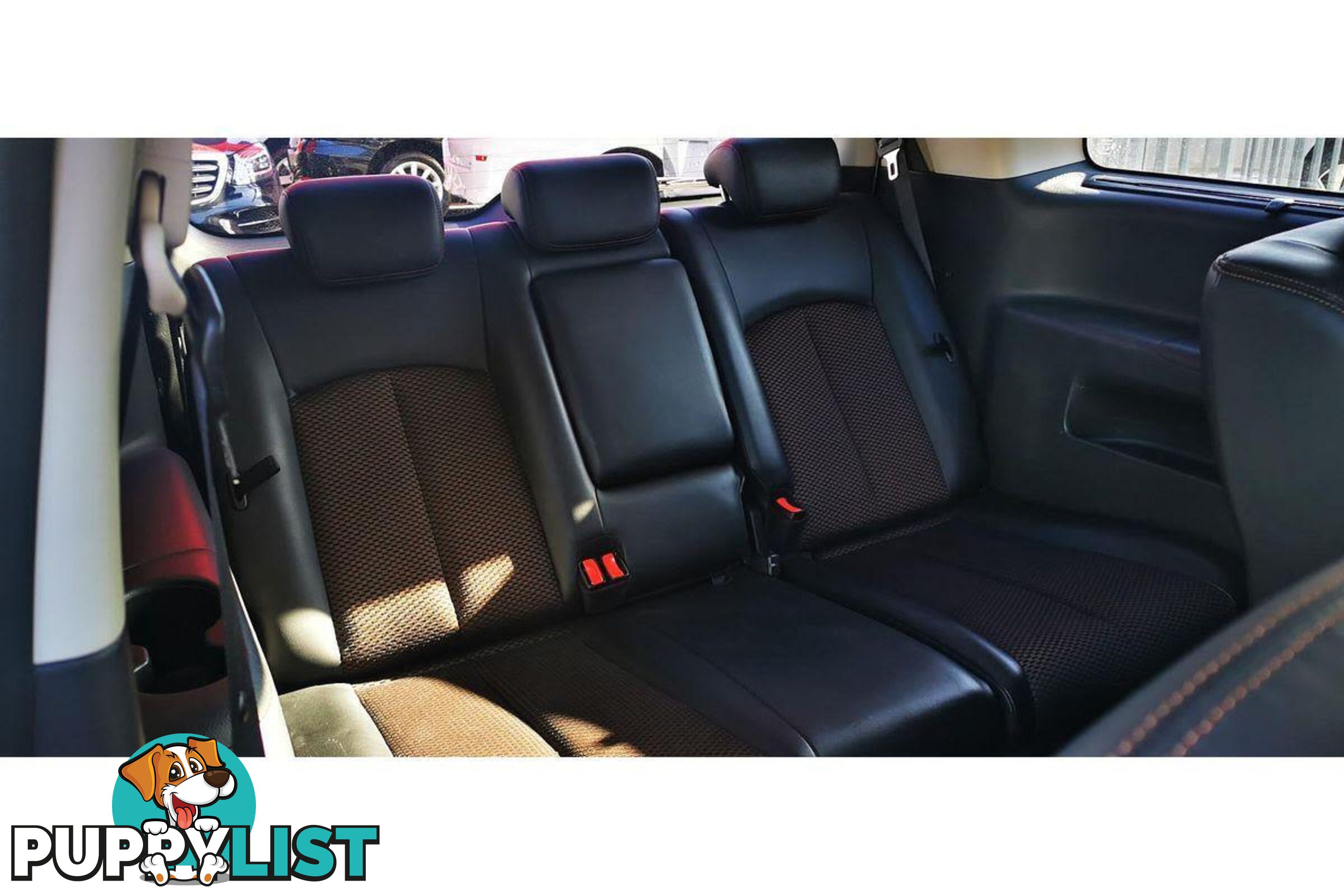 2010 NISSAN ELGRAND   OTHERCAR