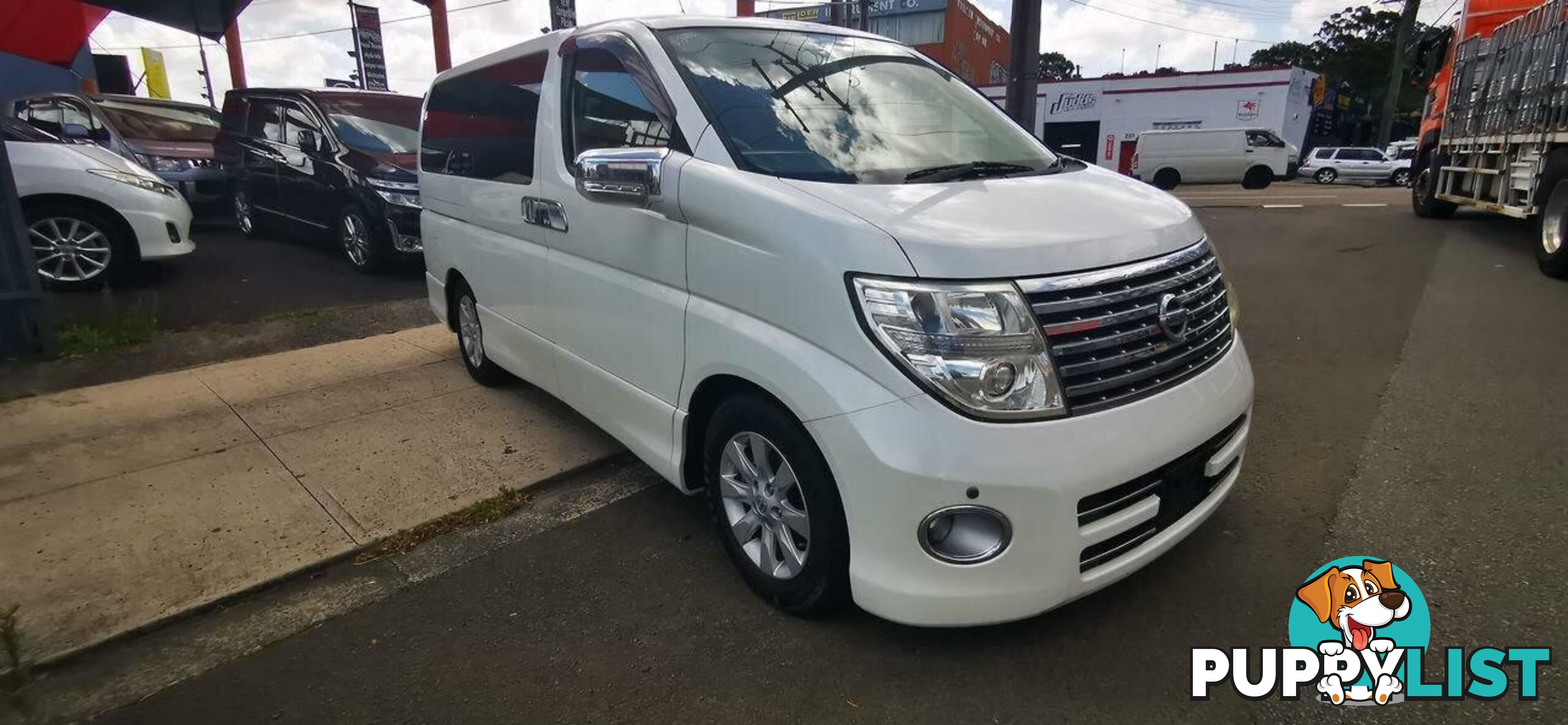 2005 NISSAN ELGRAND X  -