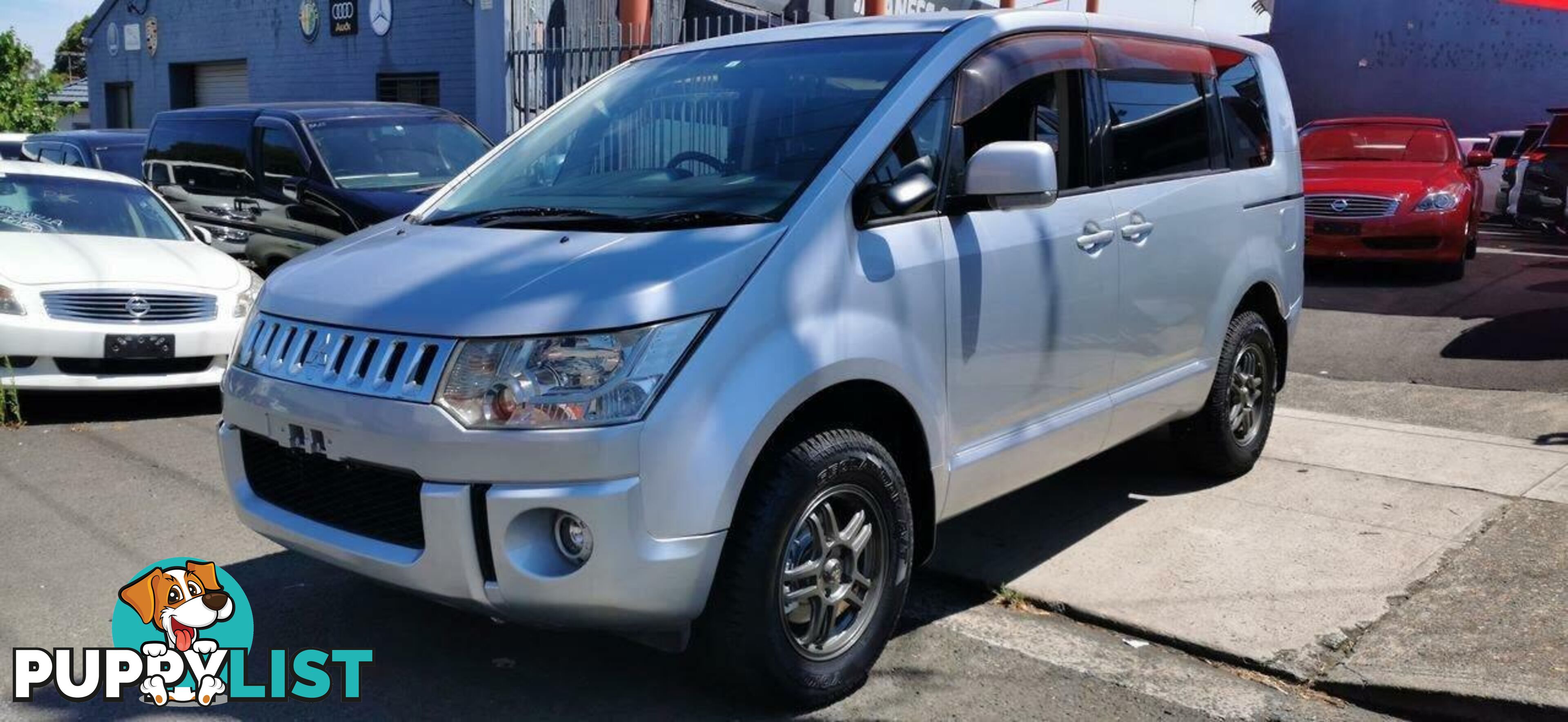 2010 MITSUBISHI DELICA D:5  COMMERCIAL