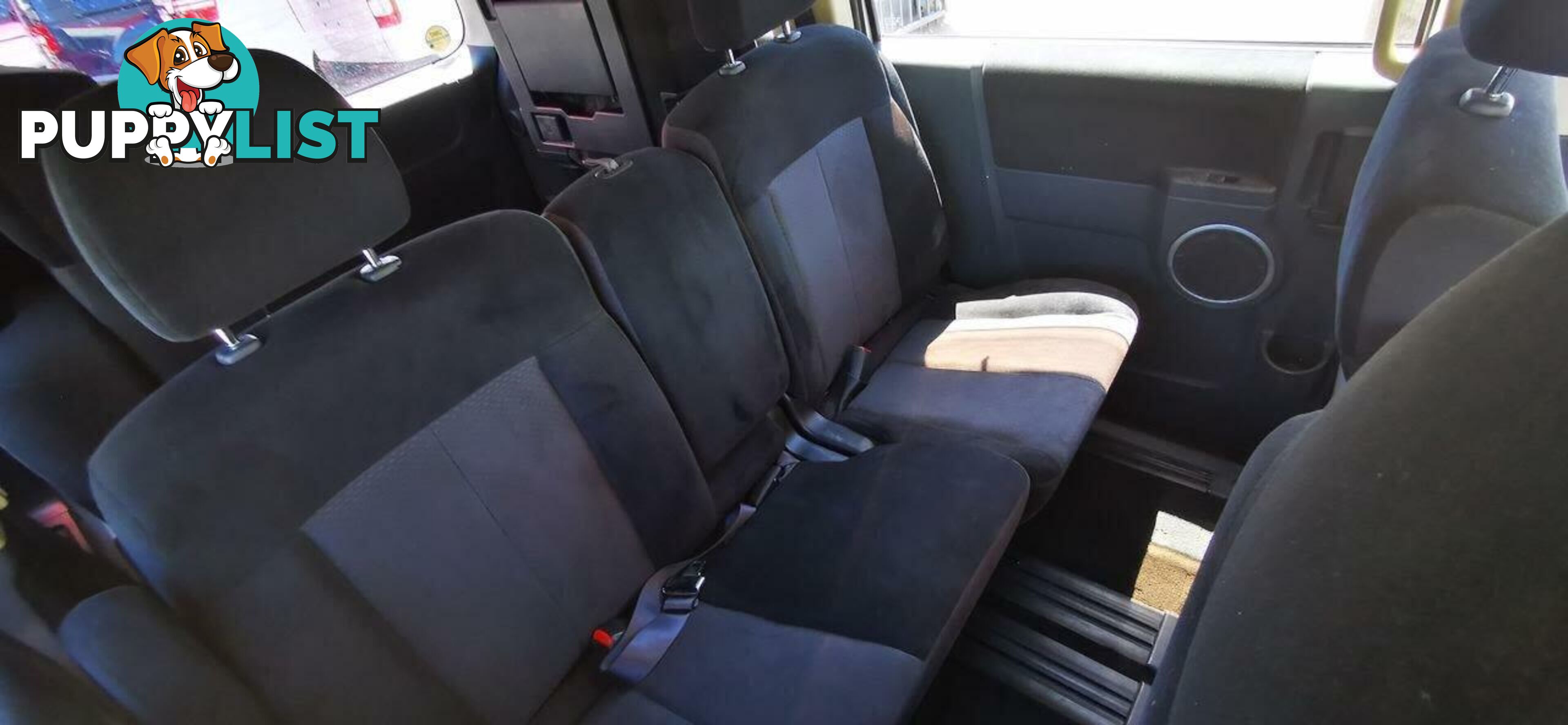 2010 MITSUBISHI DELICA D:5  COMMERCIAL