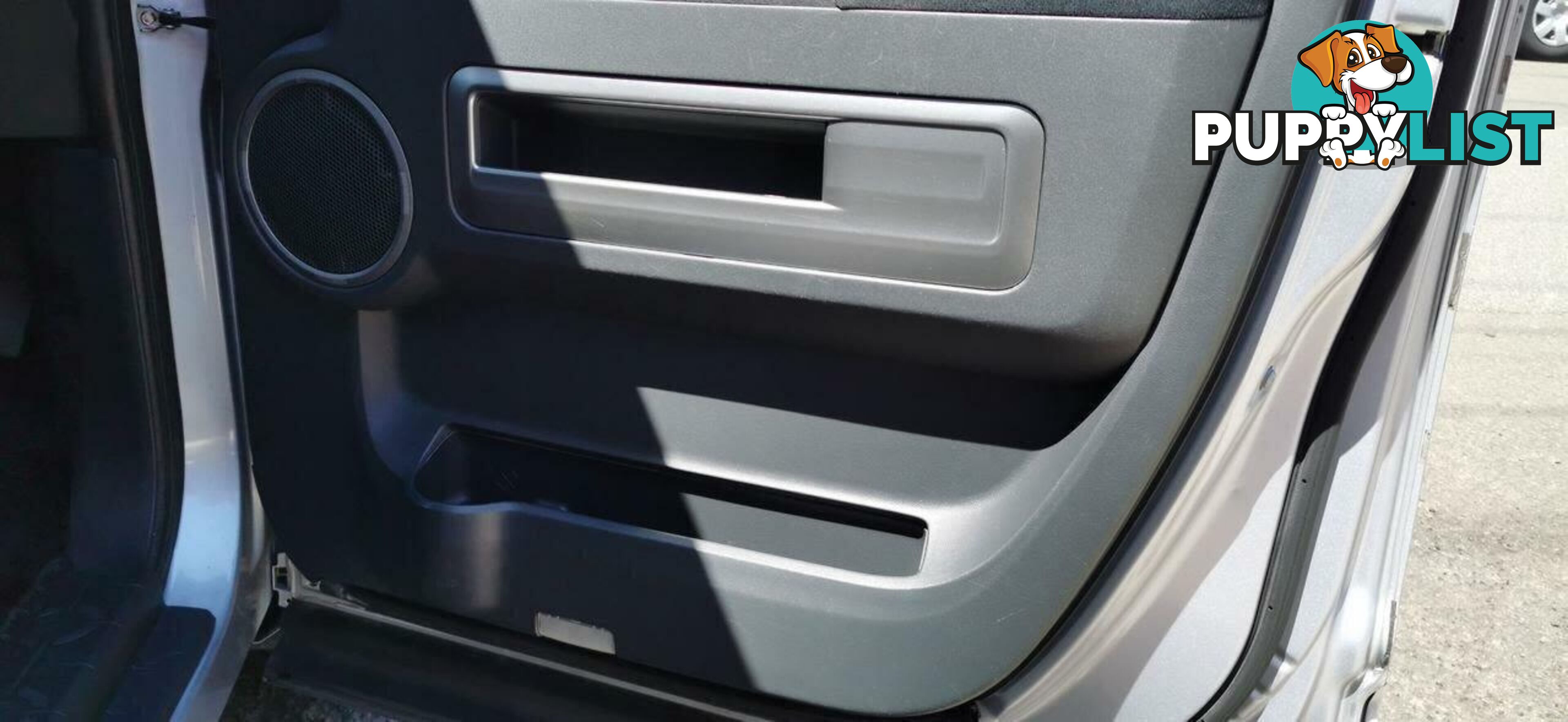 2010 MITSUBISHI DELICA D:5  COMMERCIAL
