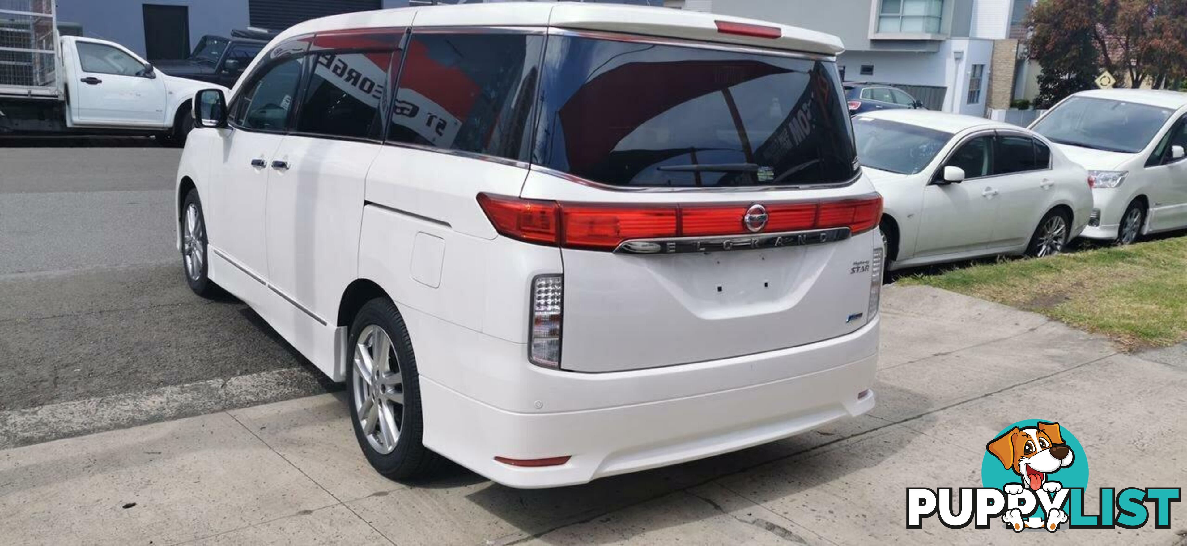 2010 NISSAN ELGRAND HIGHWAY STAR PREMIUM  -