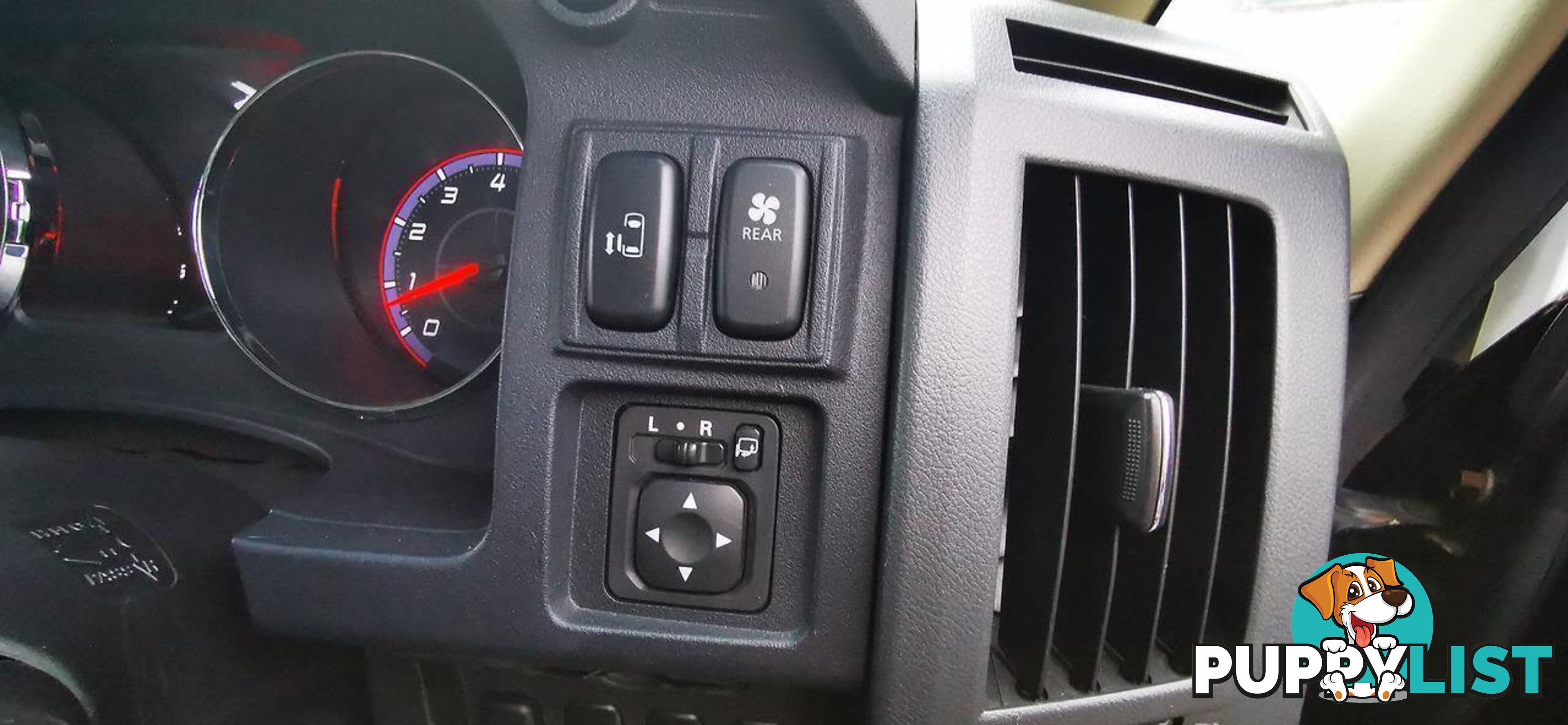 2007 MITSUBISHI DELICA D:5  COMMERCIAL