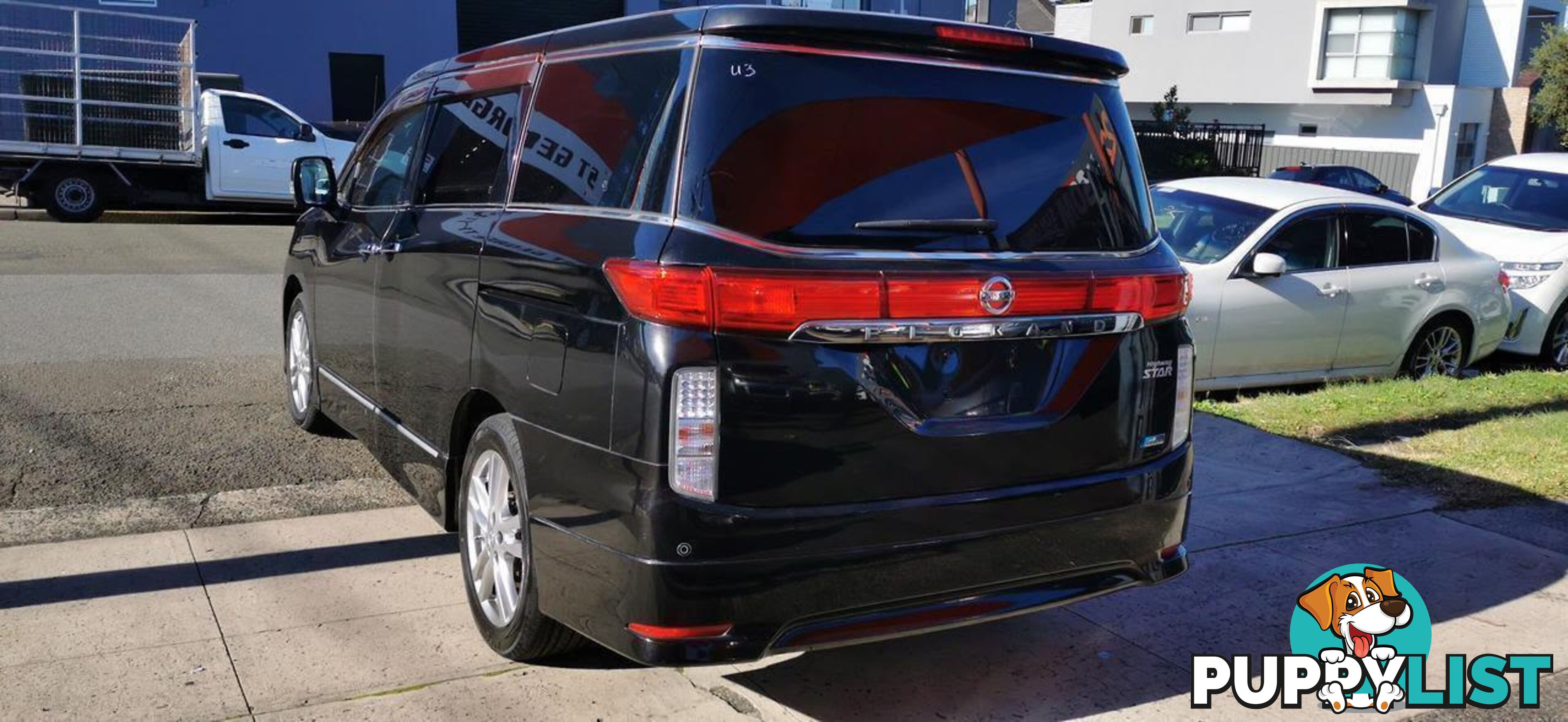 2010 NISSAN ELGRAND HIGHWAY STAR  COMMERCIAL