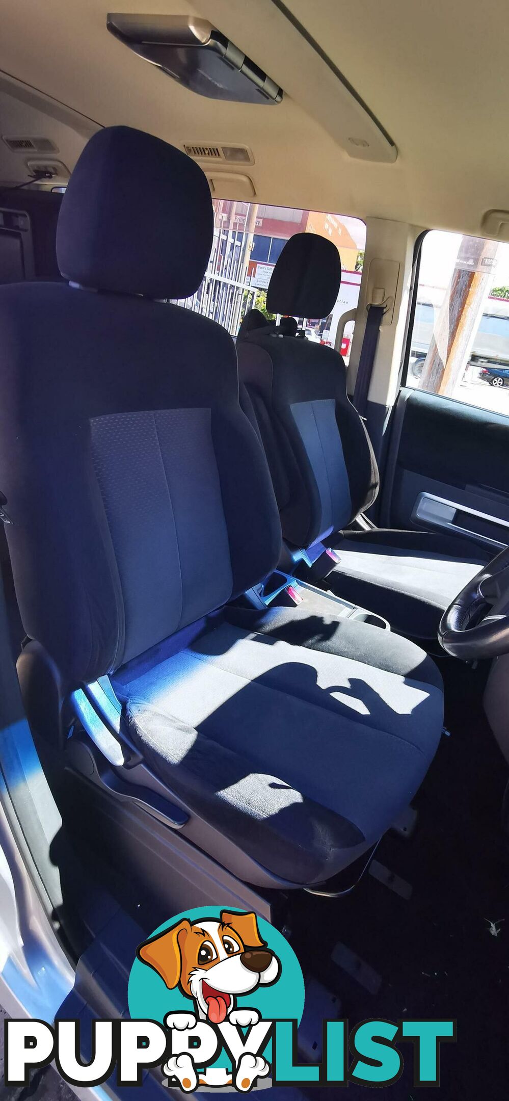 2010 MITSUBISHI DELICA D:5  COMMERCIAL