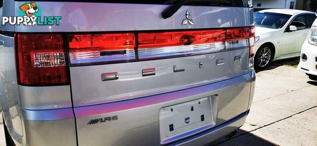 2010 MITSUBISHI DELICA D:5  COMMERCIAL