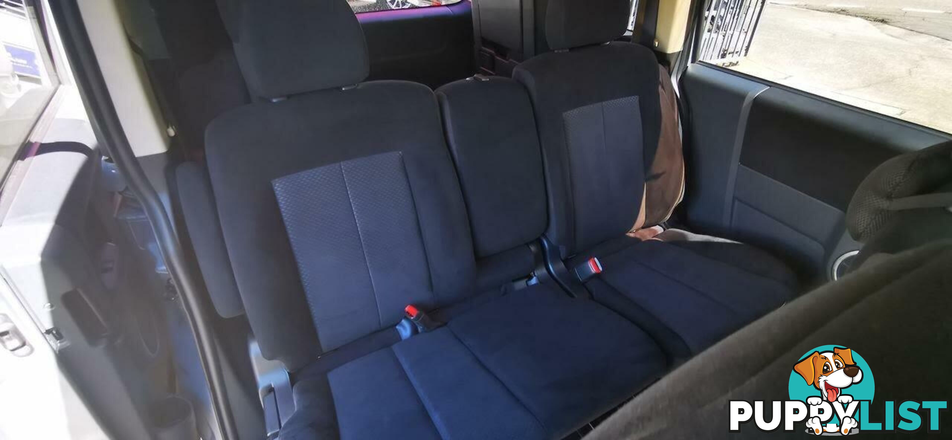 2010 MITSUBISHI DELICA D:5  COMMERCIAL