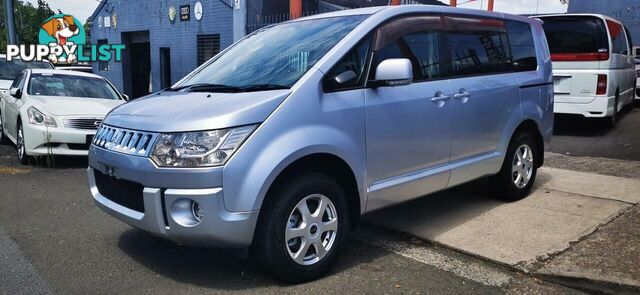 2010 MITSUBISHI DELICA D:5  COMMERCIAL