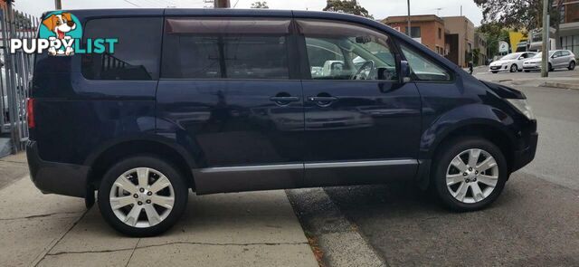 2011 MITSUBISHI DELICA D:5  -