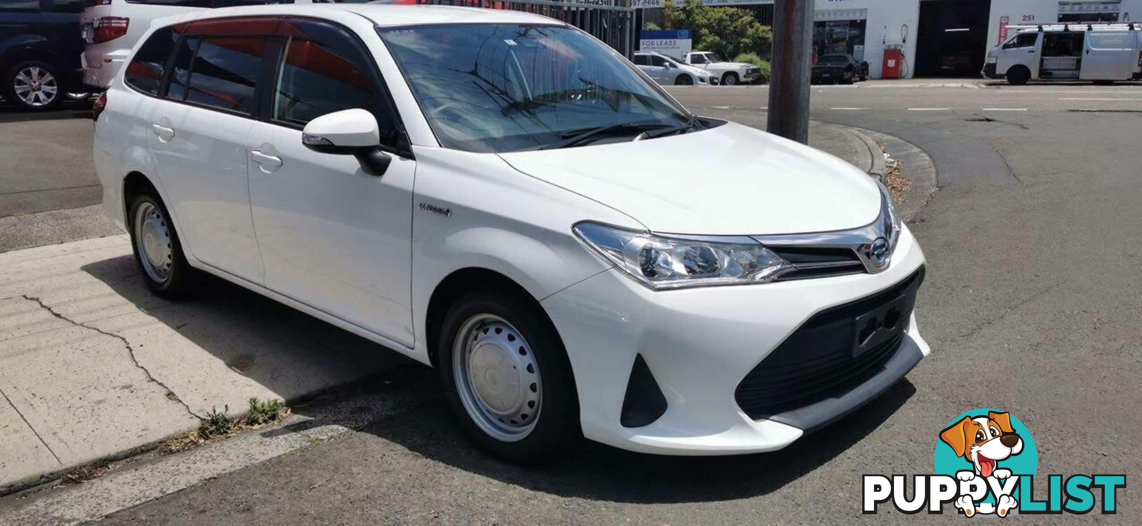 2018 TOYOTA COROLLA FIELDER HYBRID  -