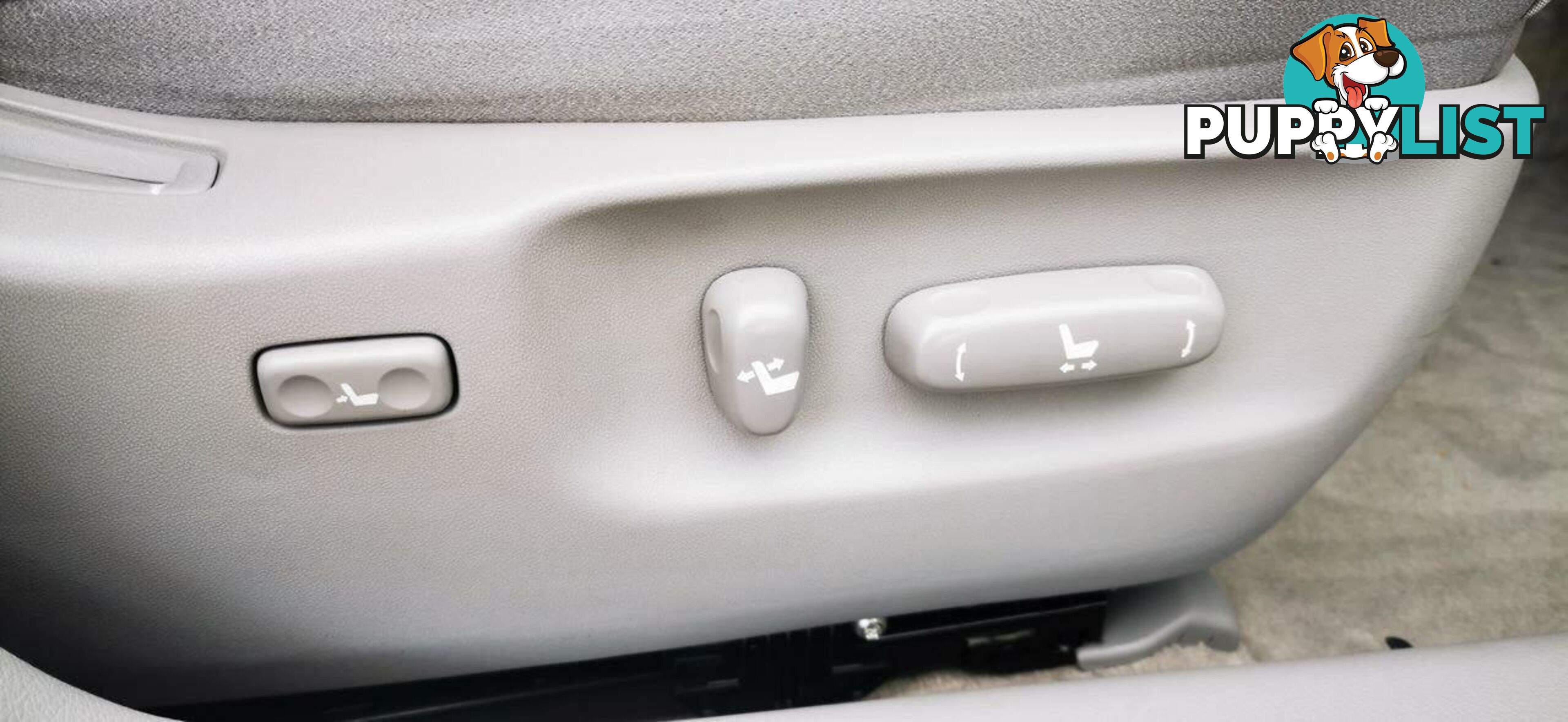 2010 TOYOTA CROWN HYBRID  -