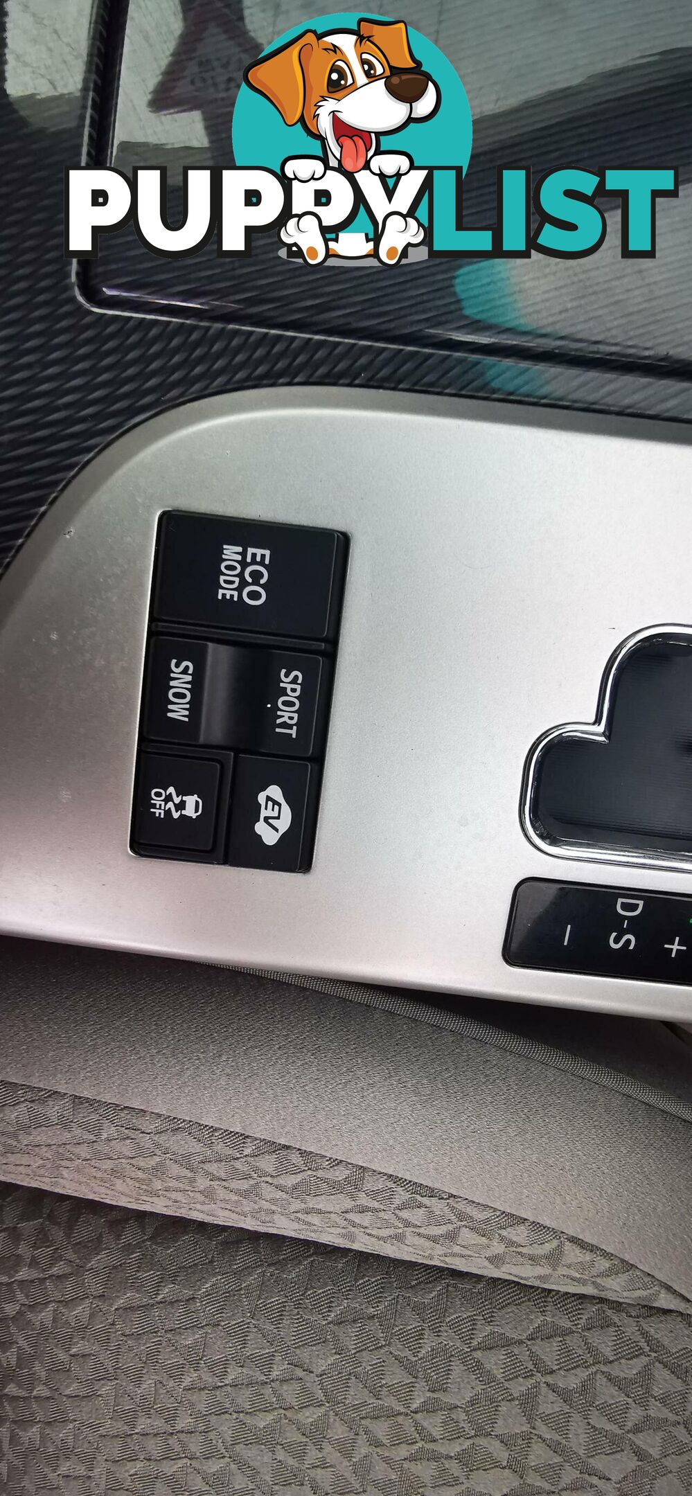 2010 TOYOTA CROWN HYBRID  -