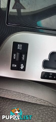 2010 TOYOTA CROWN HYBRID  -