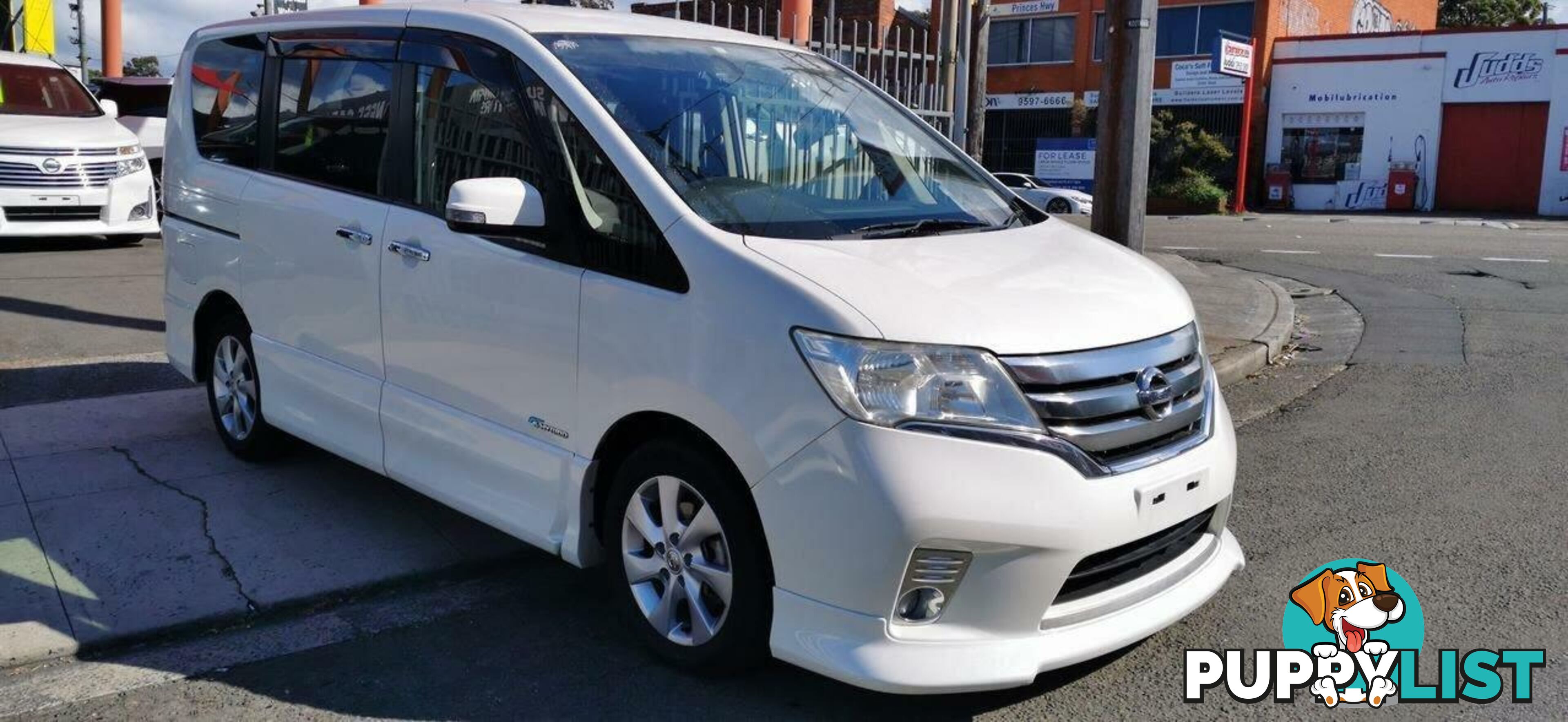 2013 NISSAN SERENA HIGHWAY STAR  -