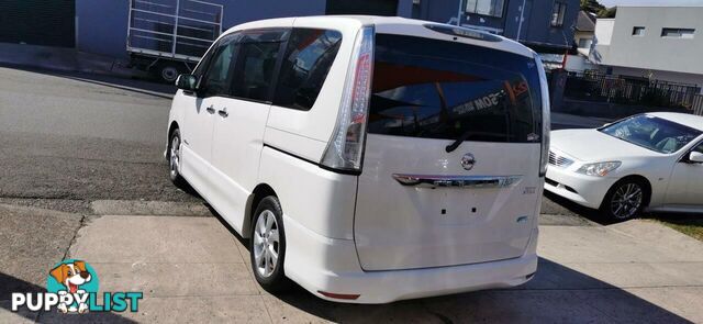 2013 NISSAN SERENA HIGHWAY STAR  -