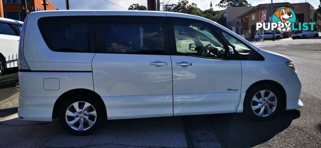 2013 NISSAN SERENA HIGHWAY STAR  -