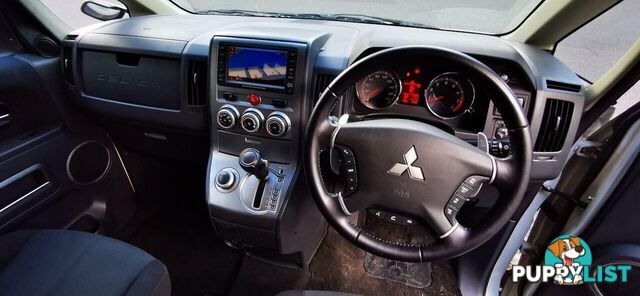 2009 MITSUBISHI DELICA D:5  -