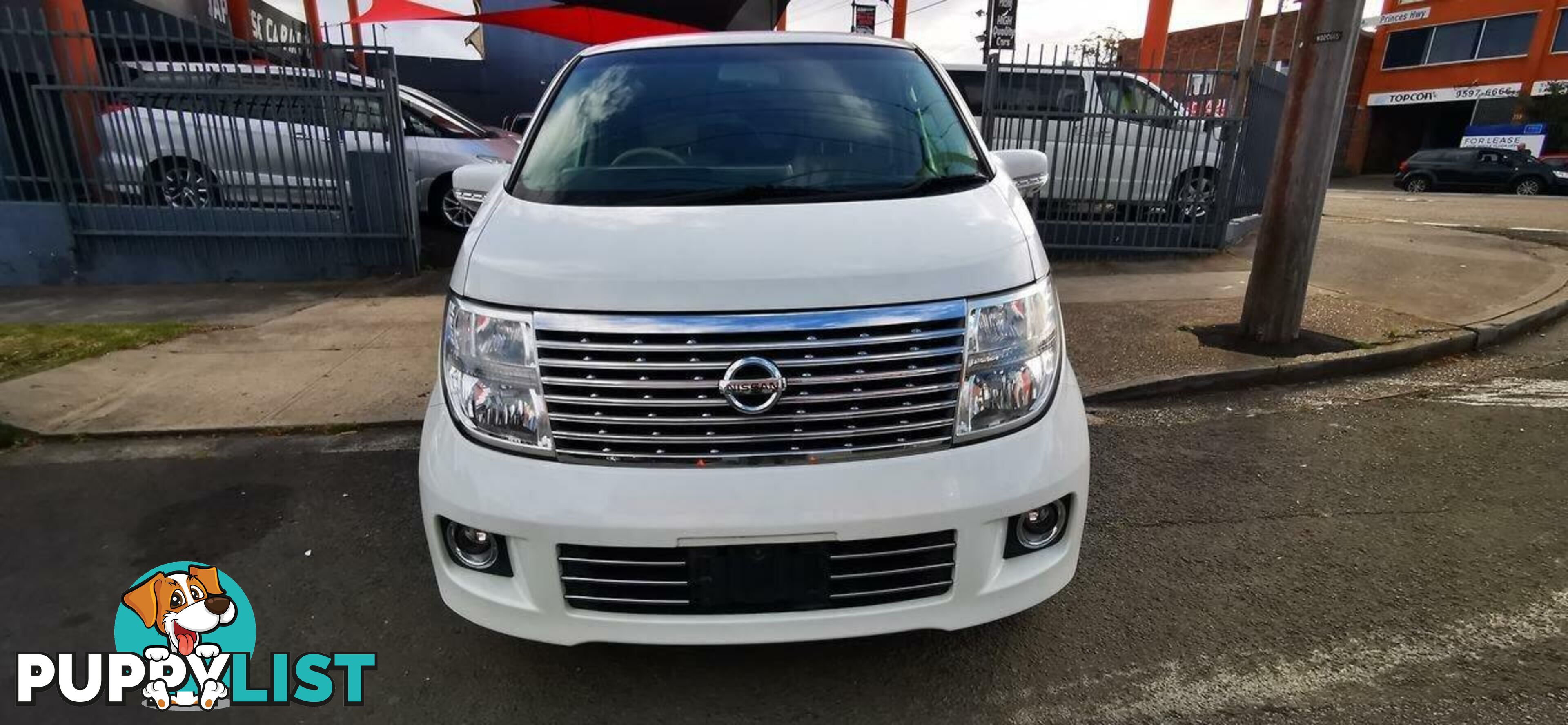 2005 NISSAN ELGRAND (NO BADGE)  -