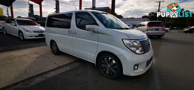 2005 NISSAN ELGRAND (NO BADGE)  -