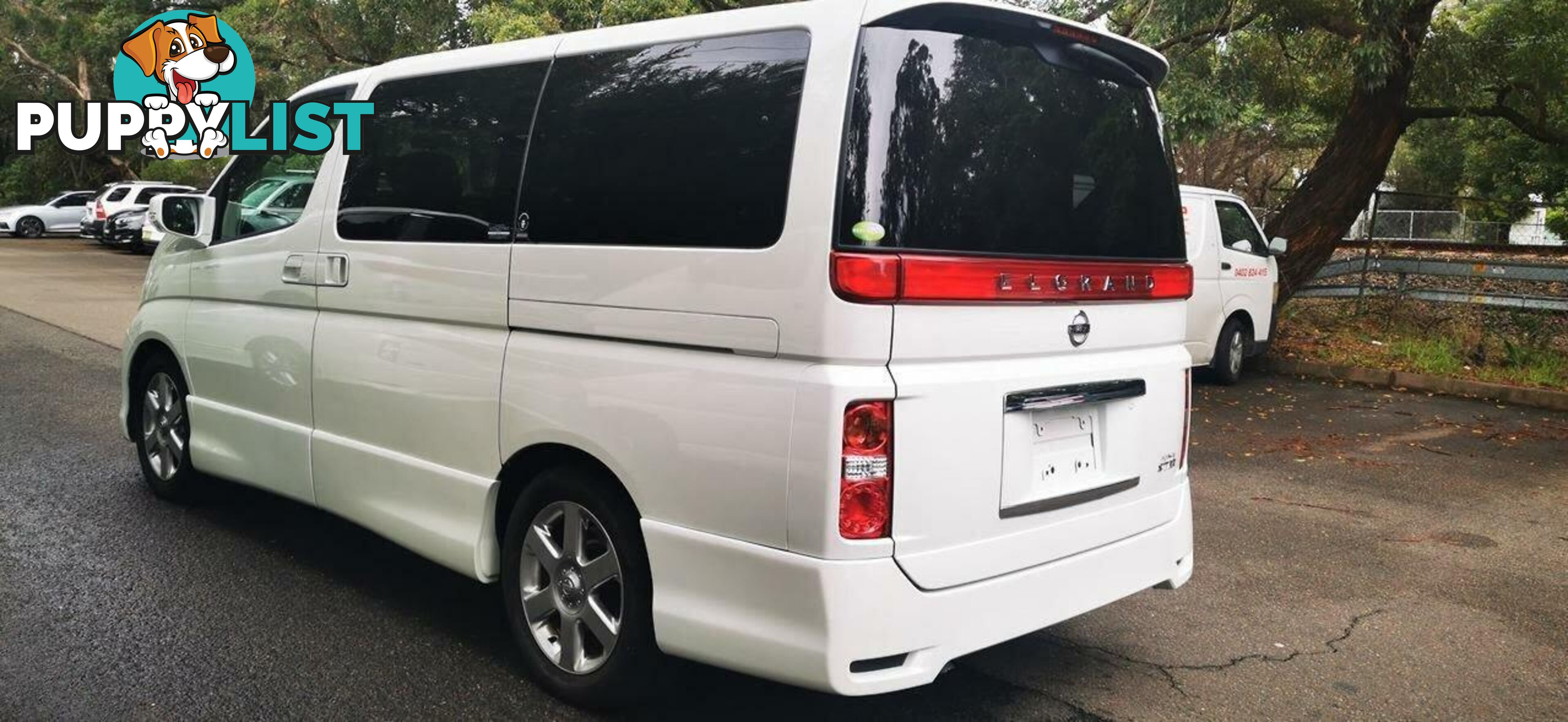 2010 NISSAN ELGRAND HIGHWAY STAR  COMMERCIAL
