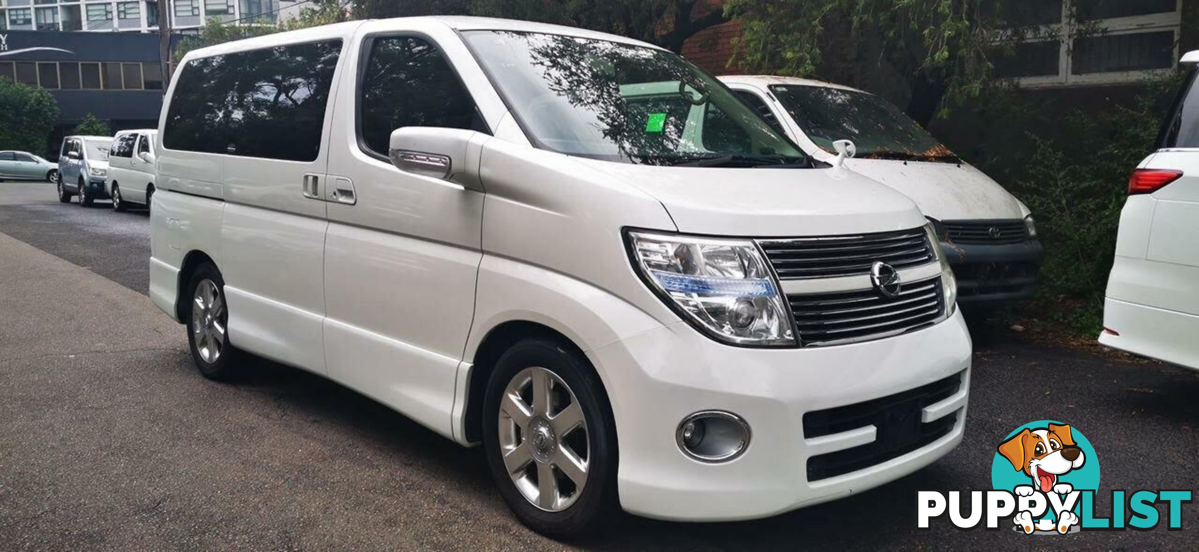 2010 NISSAN ELGRAND HIGHWAY STAR  COMMERCIAL