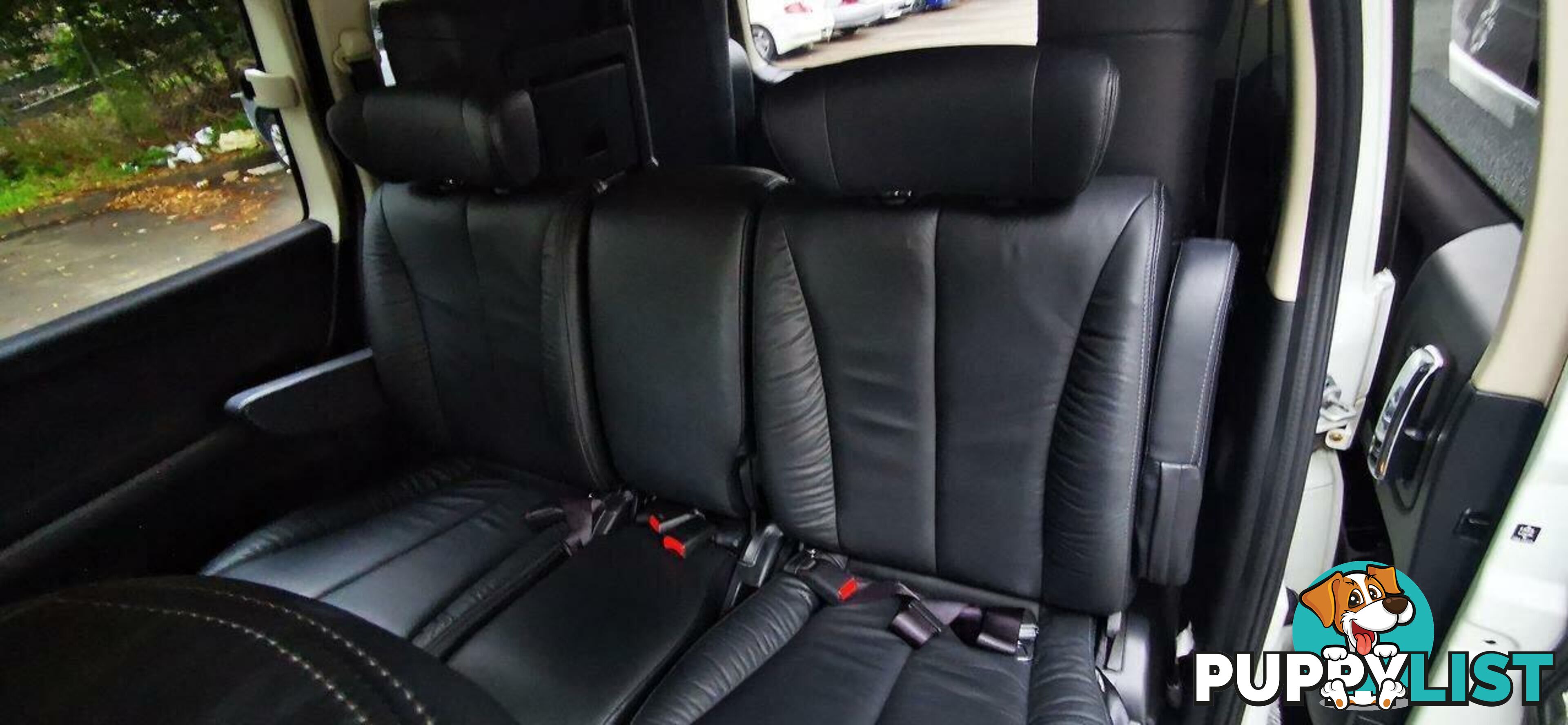 2010 NISSAN ELGRAND HIGHWAY STAR  COMMERCIAL