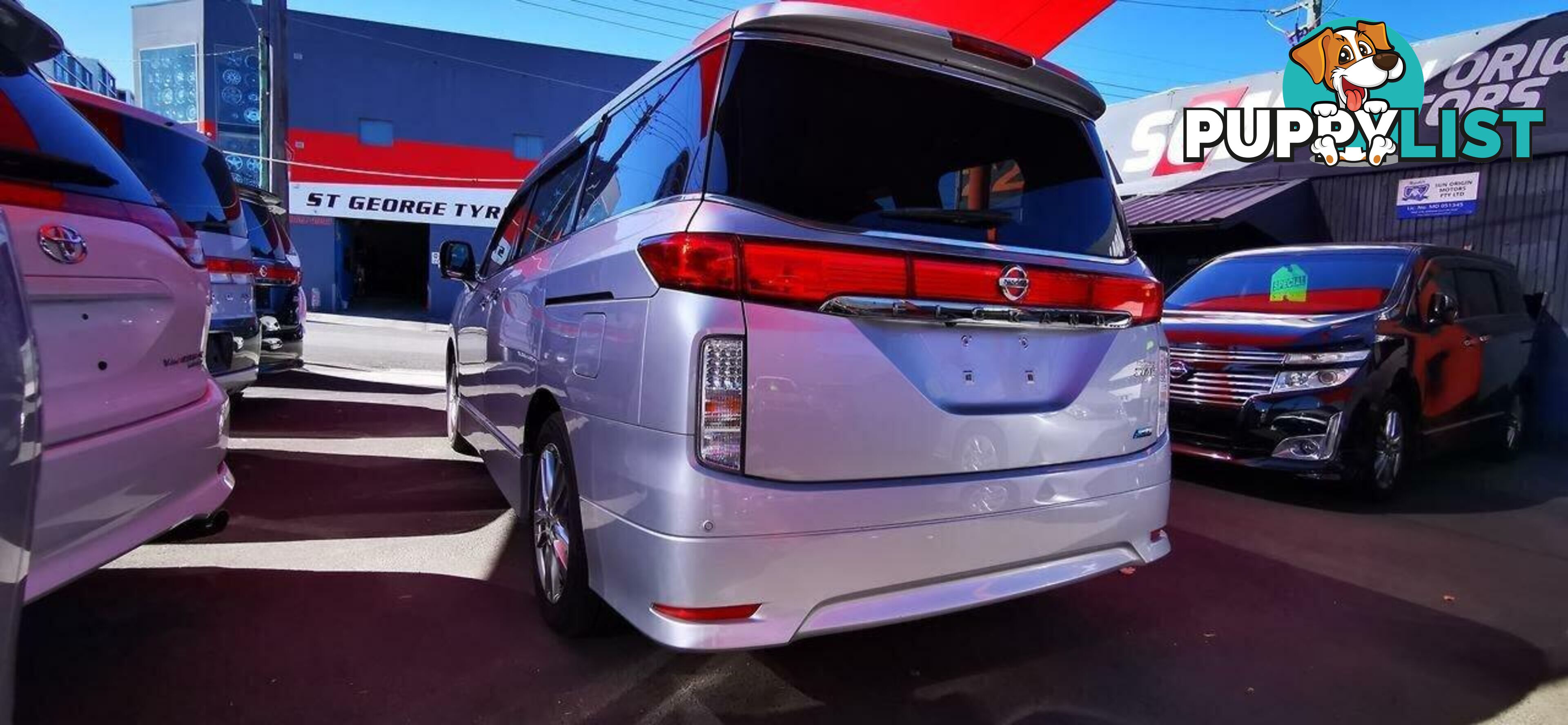 2011 NISSAN ELGRAND HIGHWAY STAR  -