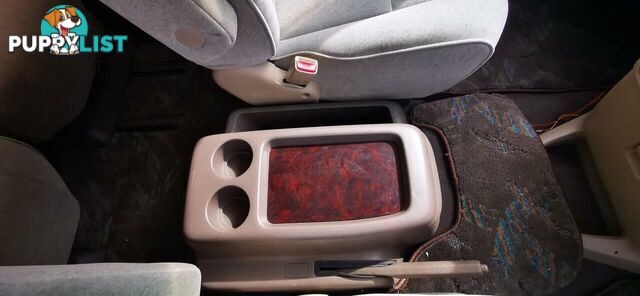 2000 TOYOTA GRAND HIACE (NO BADGE)  -