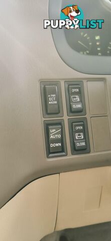 2000 TOYOTA GRAND HIACE (NO BADGE)  -