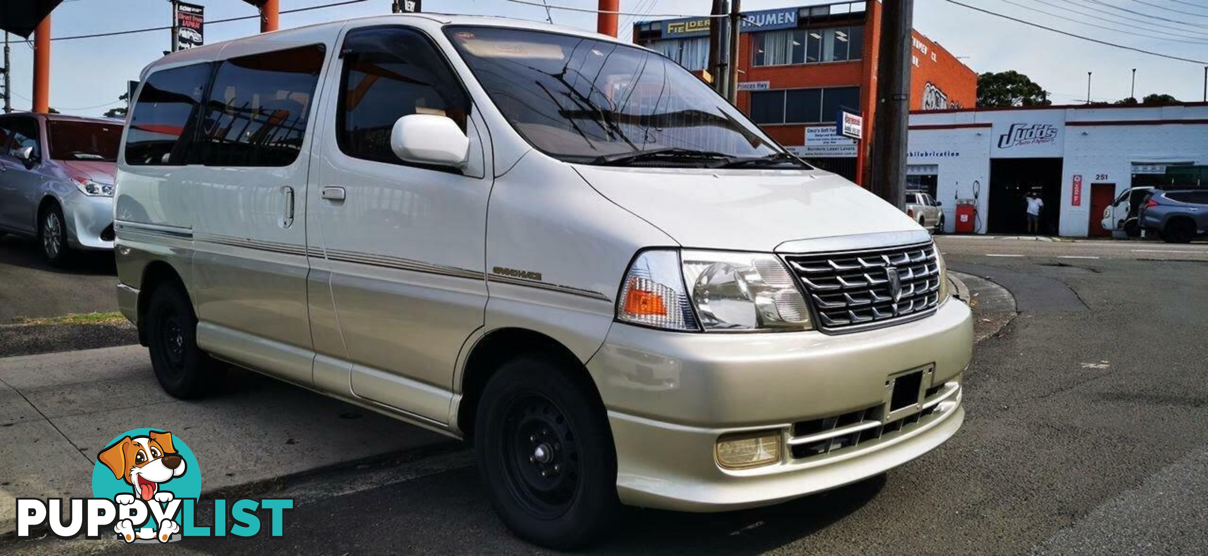 2000 TOYOTA GRAND HIACE (NO BADGE)  -