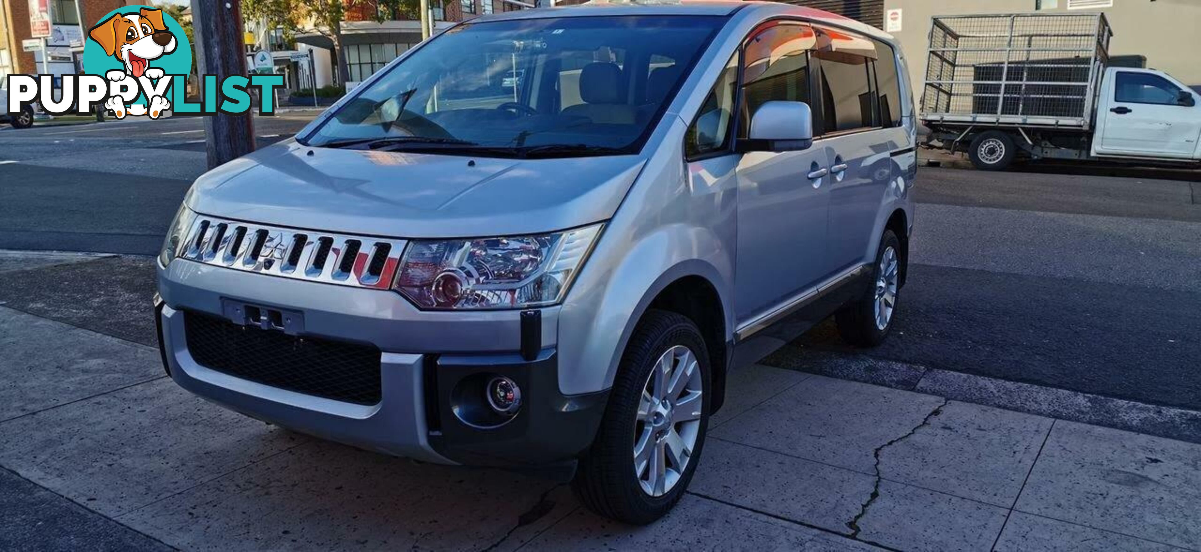 2012 MITSUBISHI DELICA D:5  -