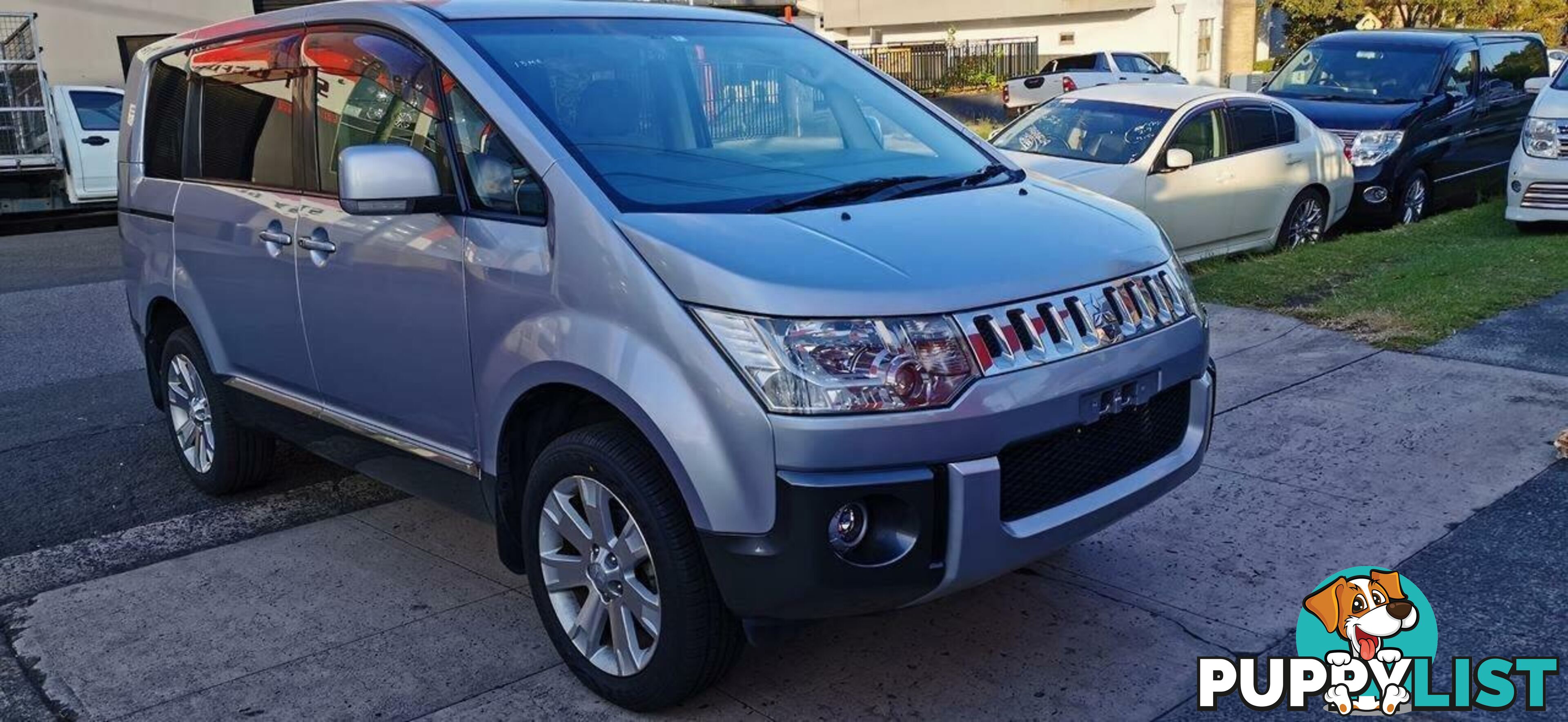 2012 MITSUBISHI DELICA D:5  -