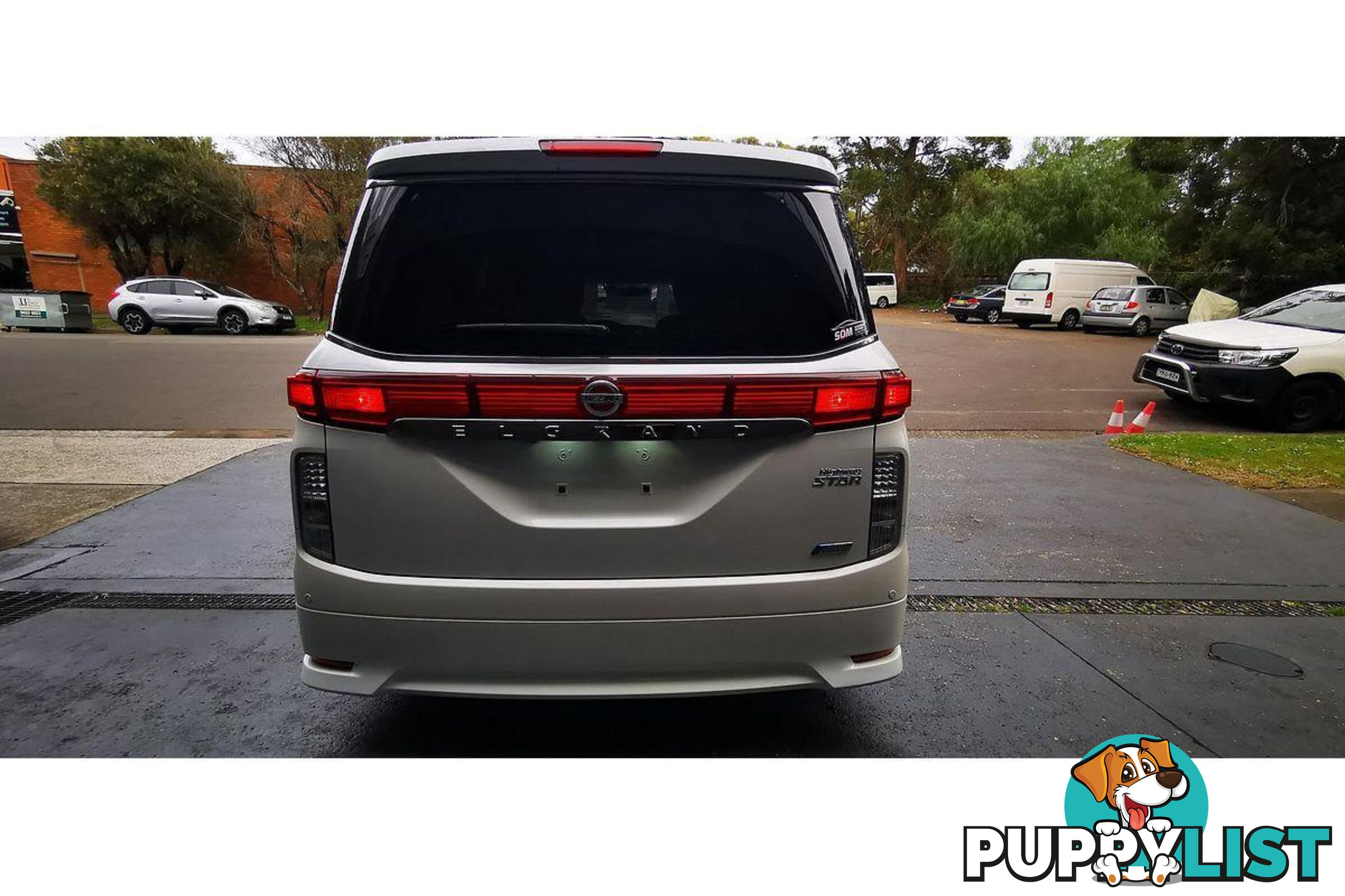2012 NISSAN ELGRAND   OTHERCAR